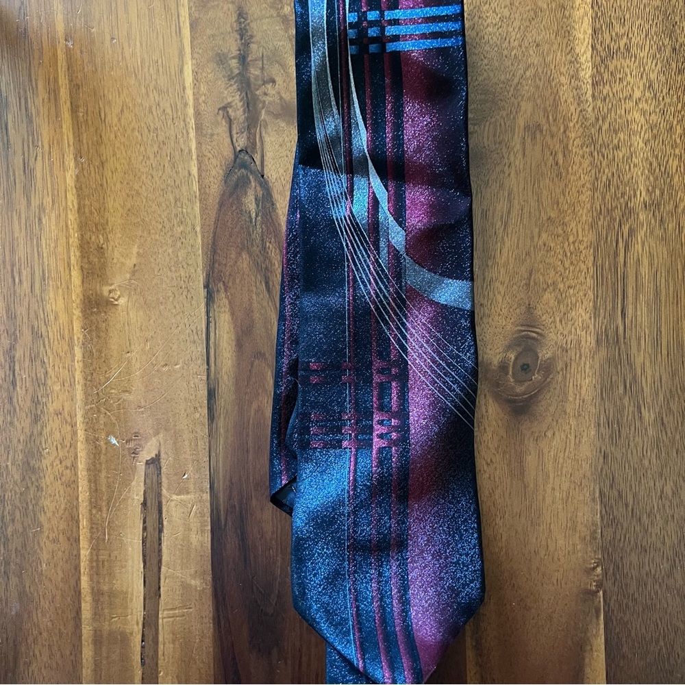 Vintage Essence Tie